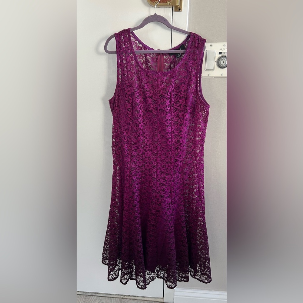 🌷Lace sleeveless dress, size 10